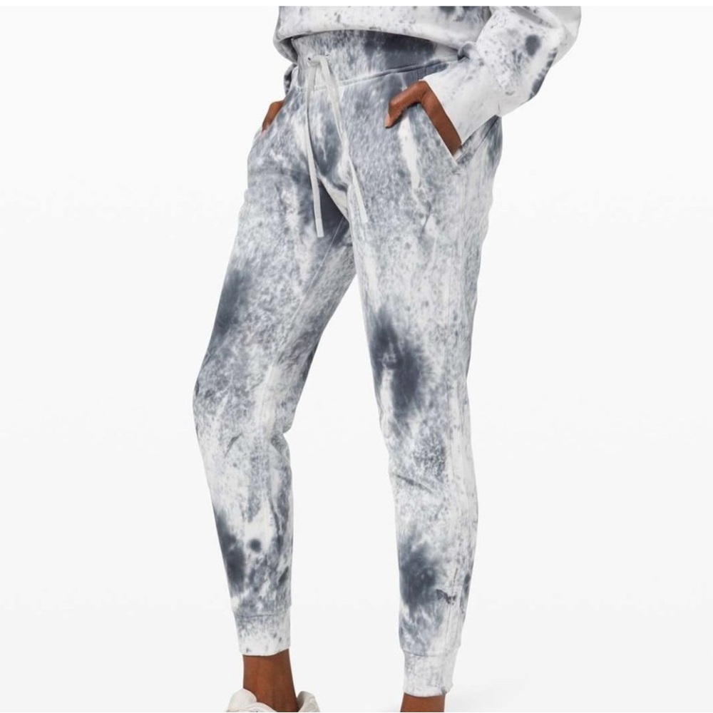 NWT Lululemon warm Down Jogger Marble Dye